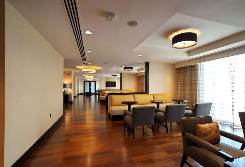 プールビュージュニアスイート, Kempinski Hotel Gold Coast City