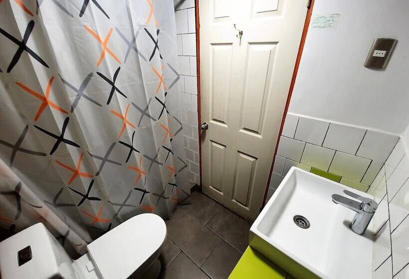 اتاق استاندارد سه نفره, Maki Hostels & Suites Valparaiso