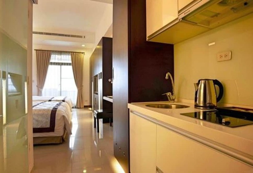 اتاق استاندارد چهار تخته, Master