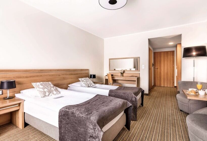 スタンダードルーム, Mercure Wiazowna Brant