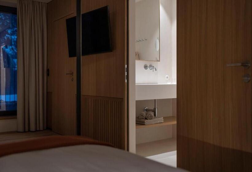 带阳台的豪华间, Posthotel Lechtal