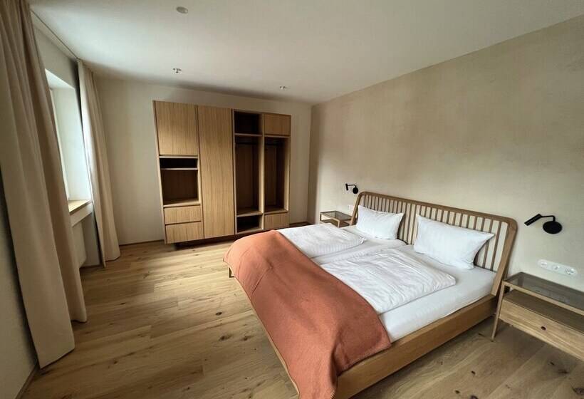 家庭间, Posthotel Lechtal