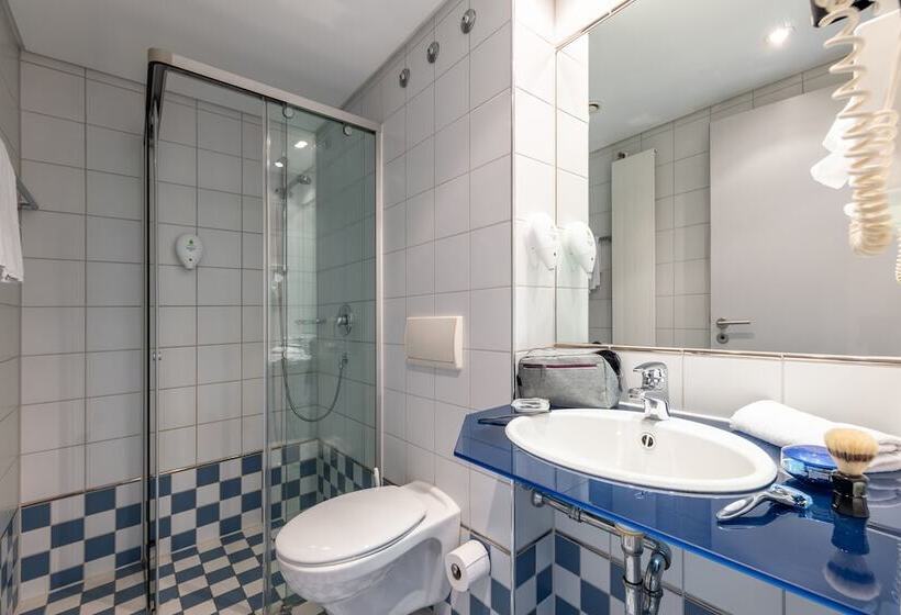 스탠다드 트리플 룸, Leipheim Sud