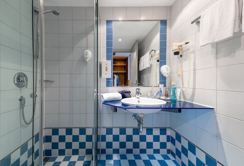 스탠다드 트리플 룸, Leipheim Sud