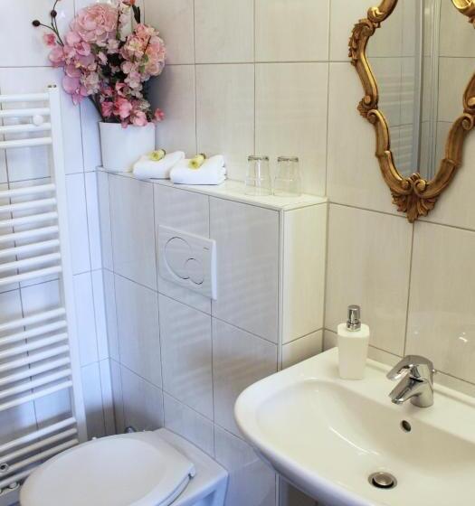 Номер Стандарт Трехместный, Pension Stoi Budget Guesthouse