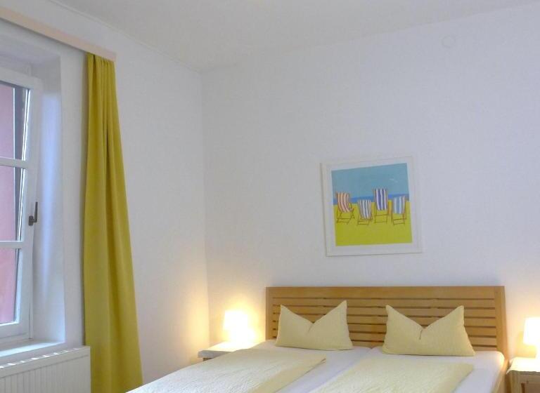 Standard 4 Pers. Værelse, Pension Stoi Budget Guesthouse