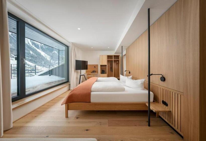 Номер Deluxe с Балконом, Posthotel Lechtal