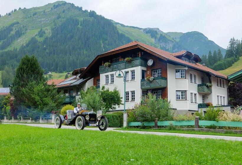 Люкс Повышенной Комфортности, Posthotel Lechtal