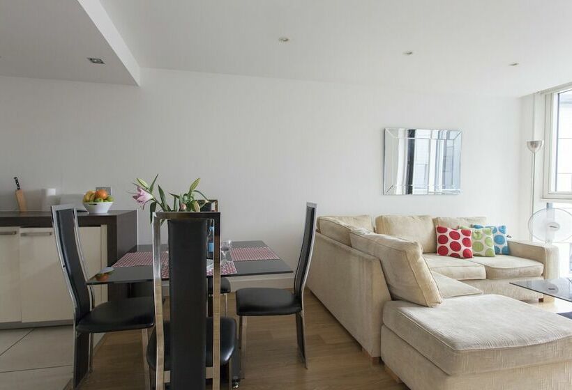 آپارتمان عادی 1 خوابه, Times Square Serviced Apartments