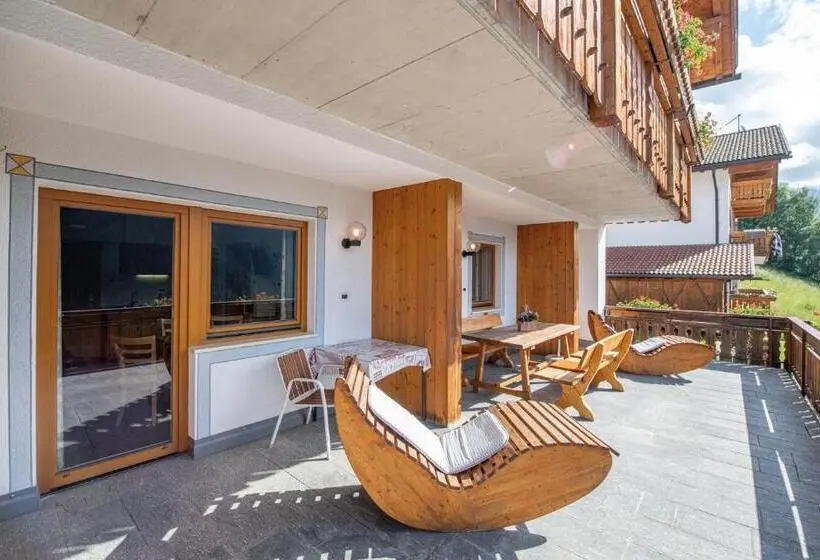 Huoneisto 1 Makuuhuone Terassi, Mountain Residence Alpenhof   Company Hotel Alpenhof Kg Sas Der Gasser Renate