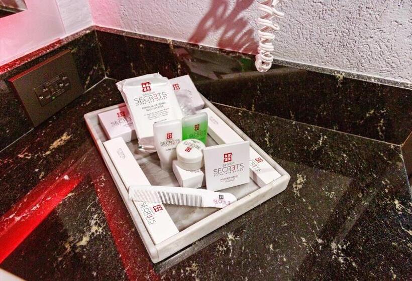 Полулюкс, Passion Secrets Villas And Suites