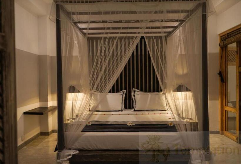 Номер Deluxe с Балконом, Temptation