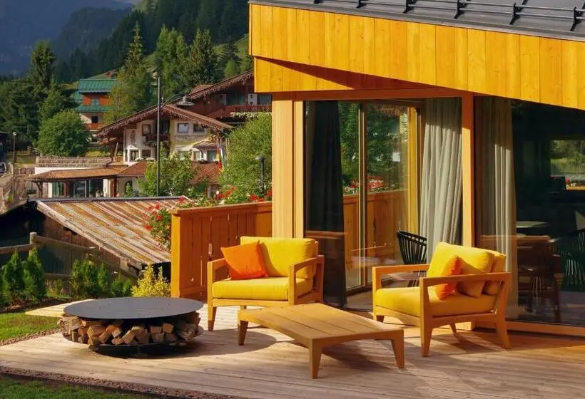 山の見えるジュニアスイート, Chalet La Ciaseta