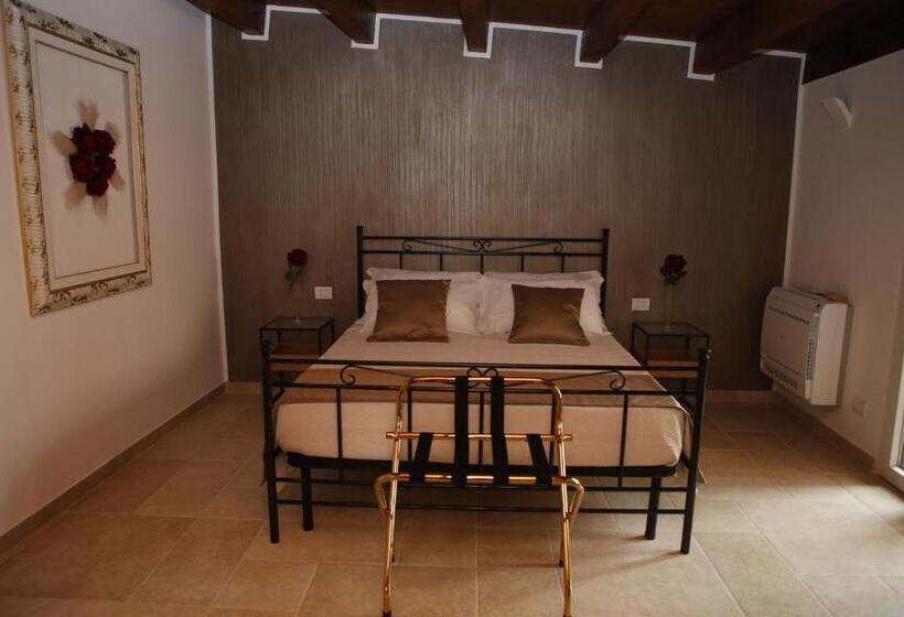 스탠다드 룸 킹사이즈 침대, Nel Vicoletto