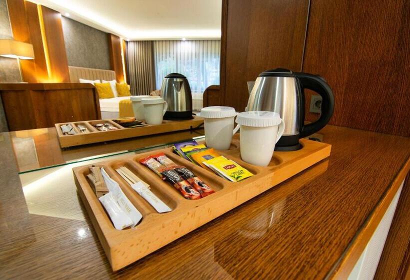 سوئیت با تخت بزرگ, Vela Verde Hotel & Spa