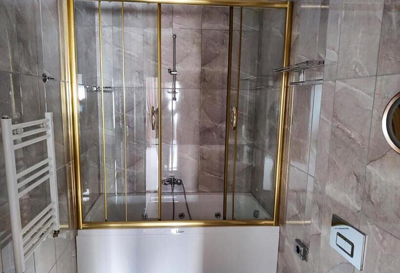 سوئیت با تخت بزرگ, Vela Verde Hotel & Spa