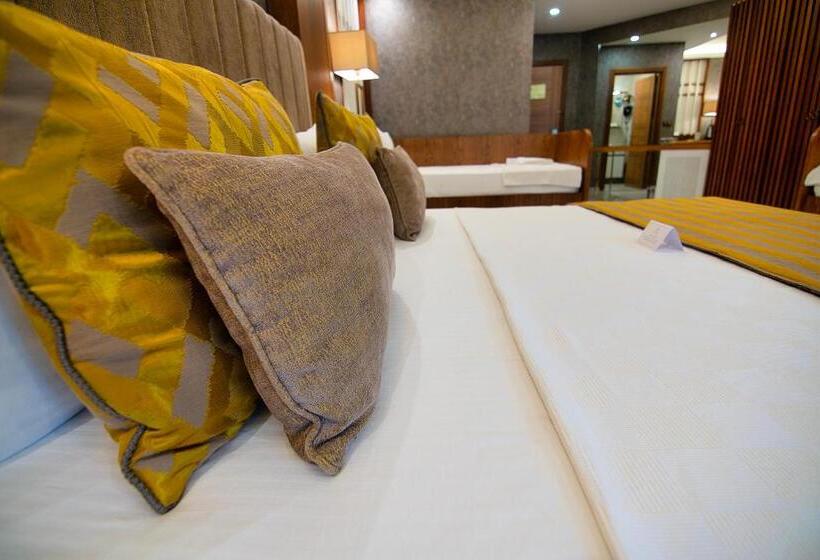 اتاق لوکس, Vela Verde Hotel & Spa