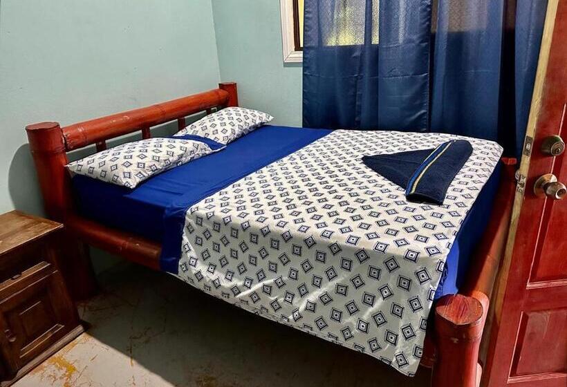 غرفة قياسية ثلاثية حمام مشترك, Luminosa Uvita Hostel