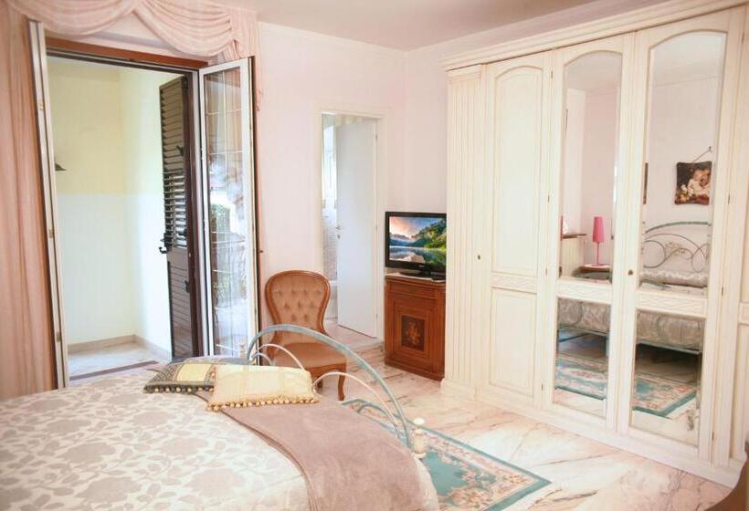 Номер Стандарт с Террасой, Villa Cecilia Bed And Breakfast