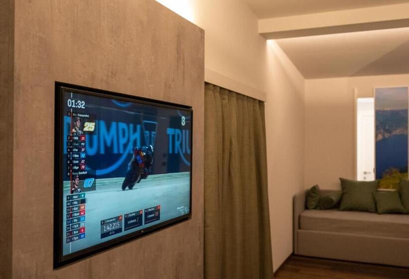 جناح مزوَّد بشرفة, Arcolive Agrisuite