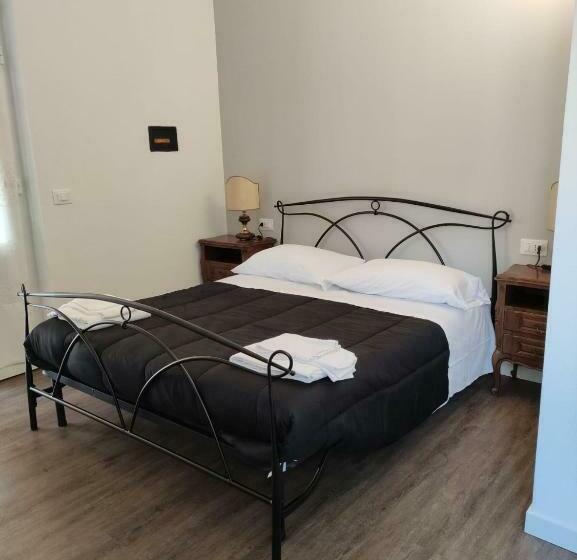 غرفة قياسية رباعية, Loggia Piani Nuovi