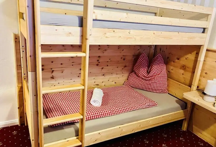 デラックスの４人部屋, Rösslgut Bed & Breakfast