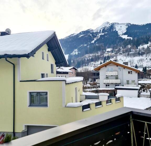 Apartamento 2 Dormitórios, Frühstückspension Klein Und Fein