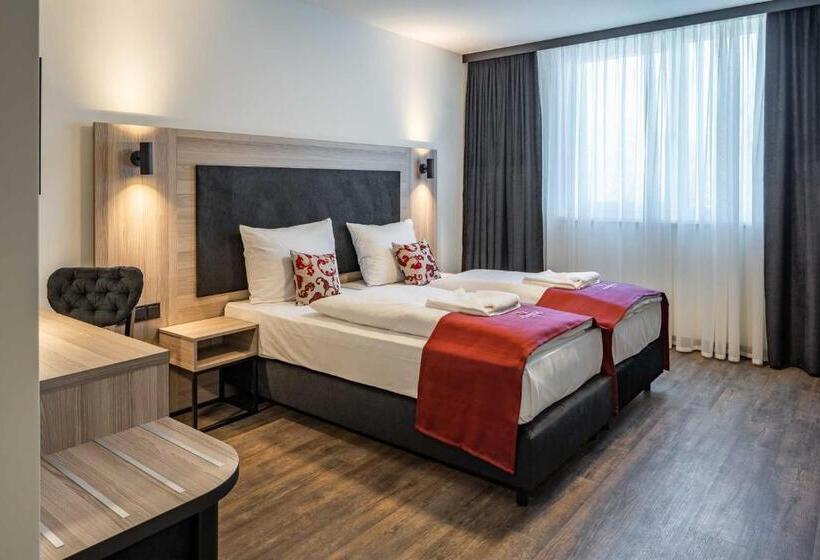 Полулюкс, Abasto Hotel Dachau