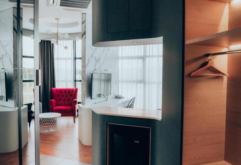 جناح سرير كينج, Amigo Hotel Bintulu