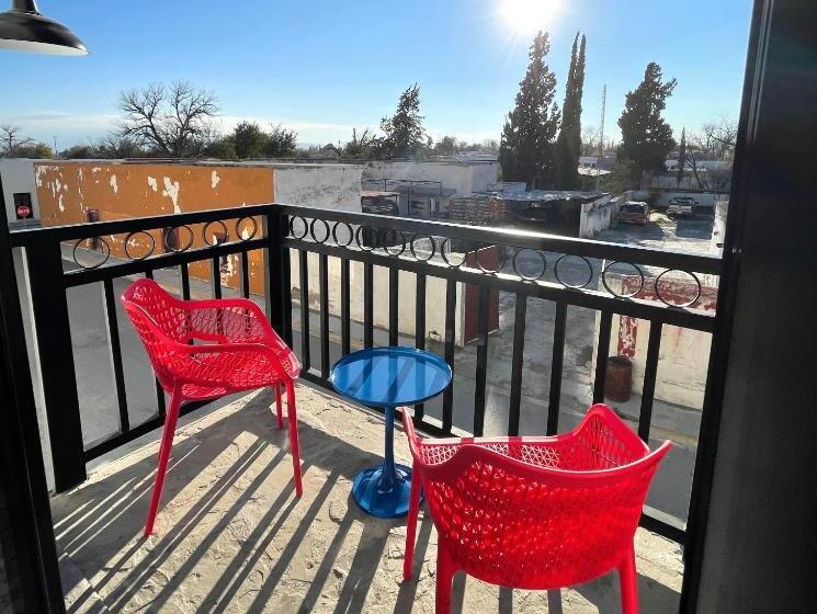 스탠다드 룸 킹사이즈 침대, Casa Nodin