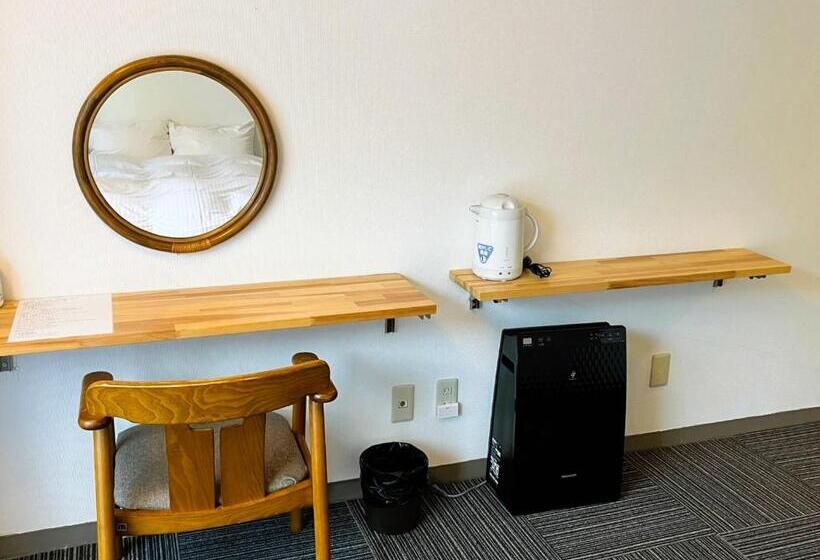 חדר סטנדרט, Ishiuchibase