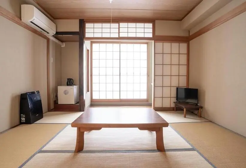 スタンダード４人部屋, Ishiuchibase