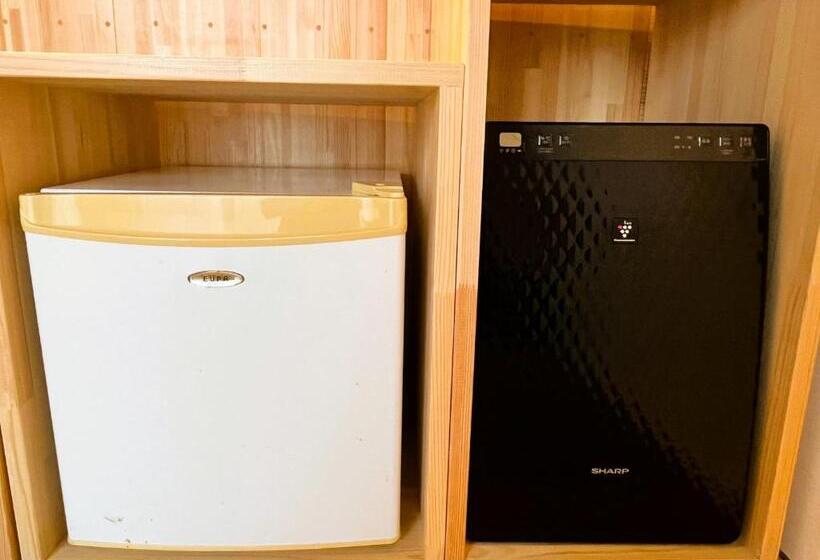 חדר דלוקס לארבעה, Ishiuchibase