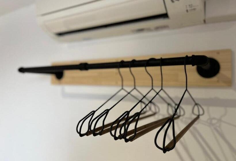 חדר דלוקס לארבעה, Ishiuchibase