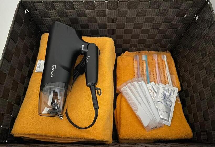 חדר דלוקס לארבעה, Ishiuchibase