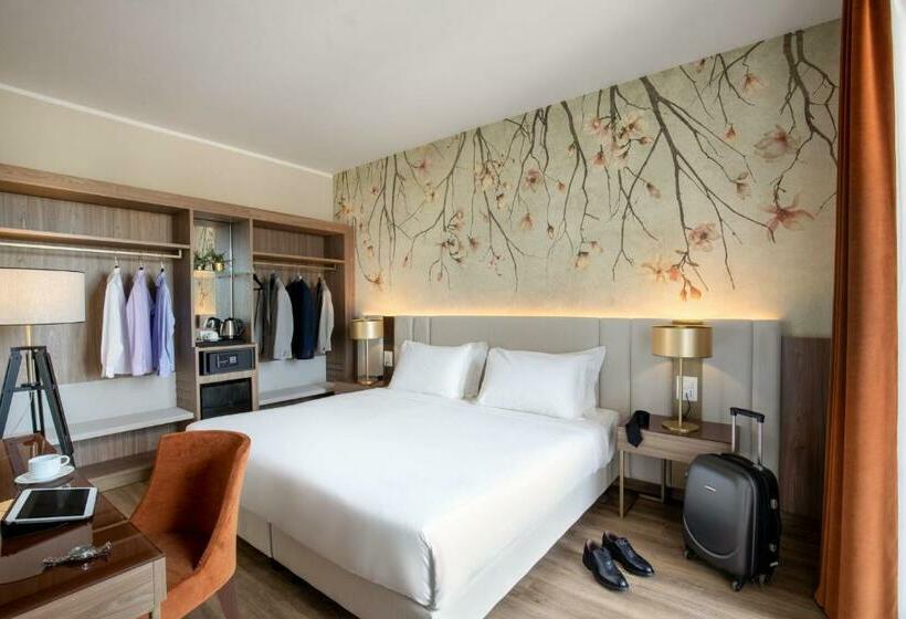 اتاق استاندارد, Della Piana