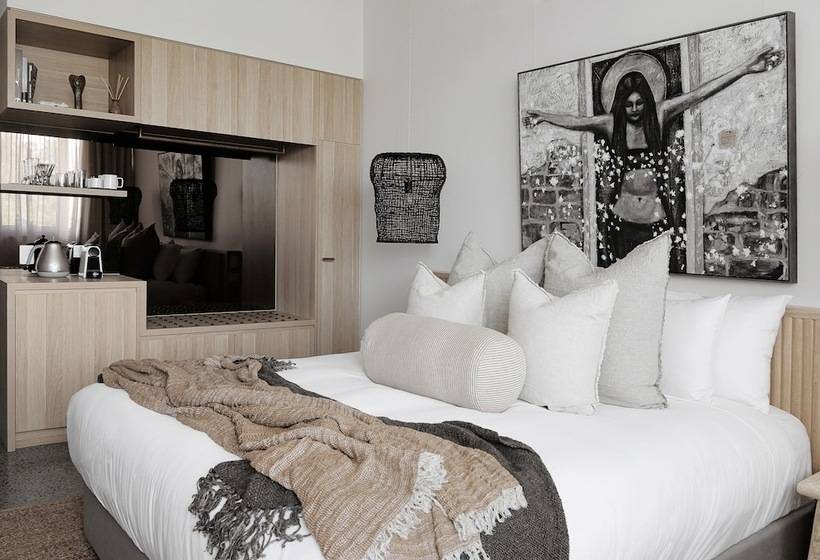 스탠다드 스튜디오, Imperial Boutique Accommodation