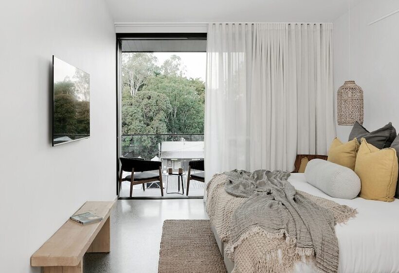 Студио Стандарт с Балконом, Imperial Boutique Accommodation