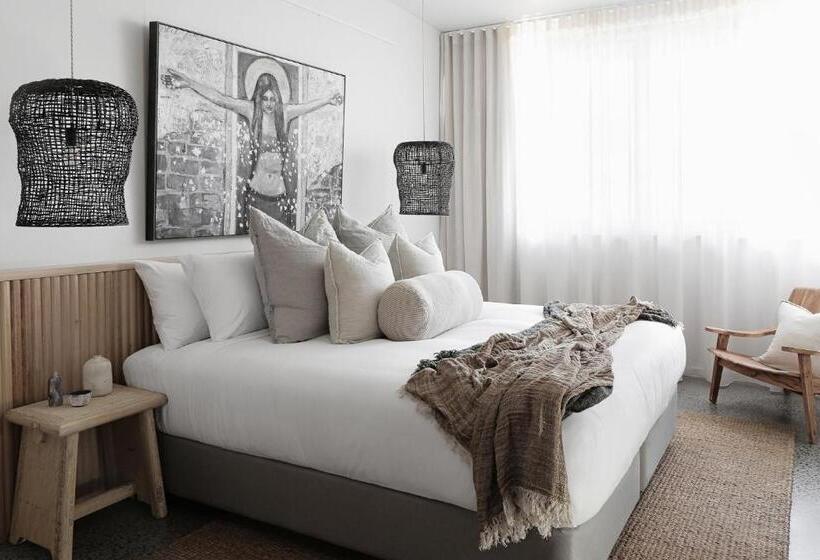 스탠다드 스튜디오, Imperial Boutique Accommodation