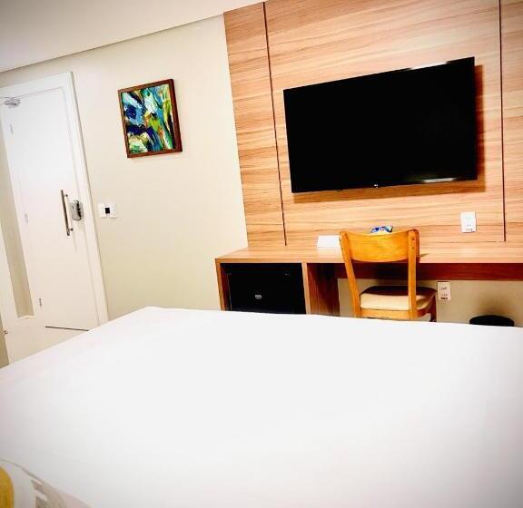 سوییت خانوادگی, Paraiso Beach