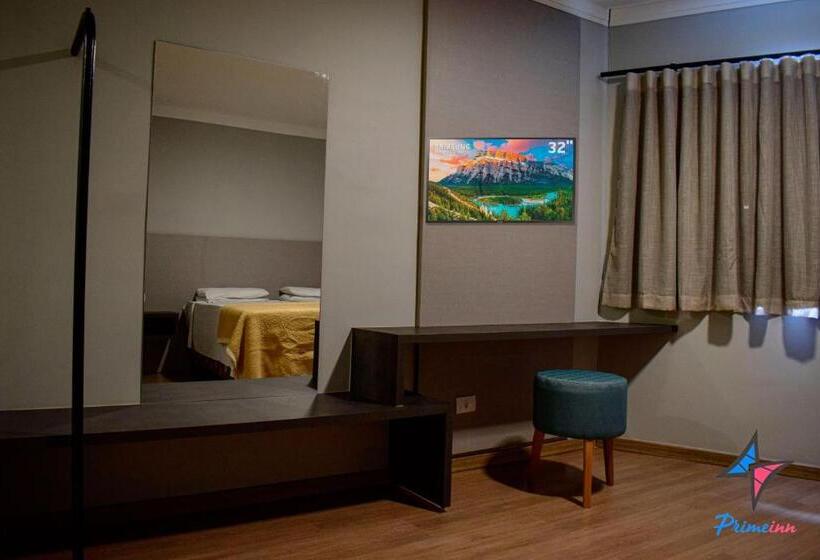 Quarto standard, Primeinn