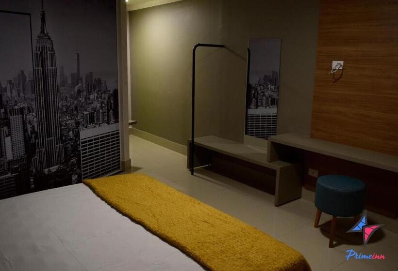 Quarto standard, Primeinn