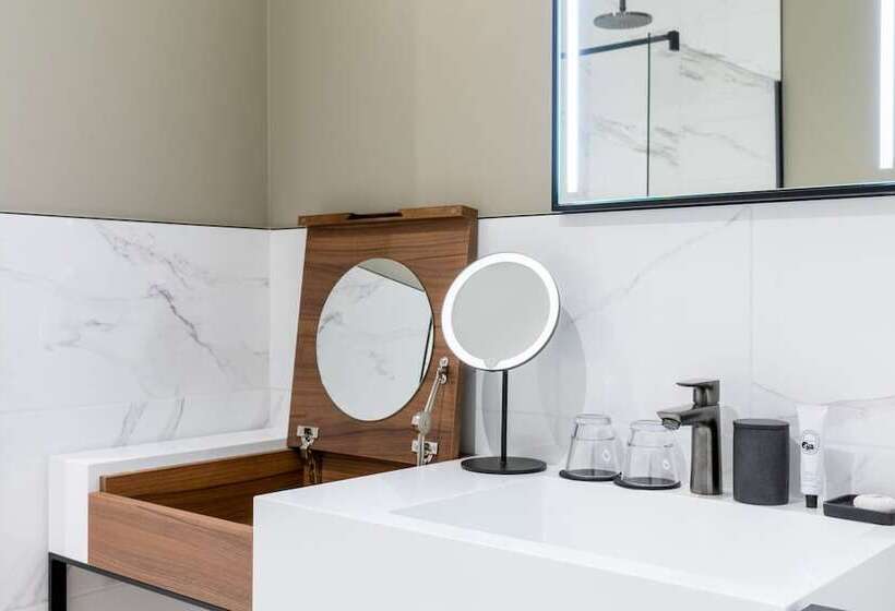 اتاق سوپریور, Sapphire House Antwerp, Autograph Collection