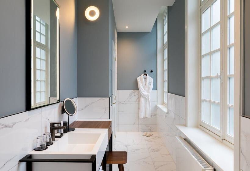 اتاق سوپریور, Sapphire House Antwerp, Autograph Collection