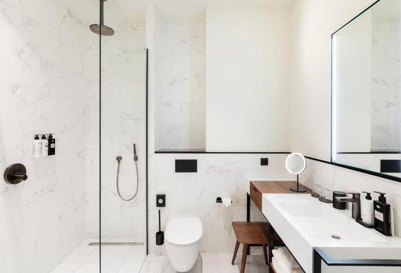 اتاق سوپریور, Sapphire House Antwerp, Autograph Collection