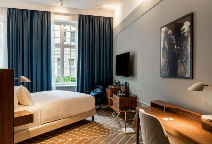 اتاق سوپریور, Sapphire House Antwerp, Autograph Collection