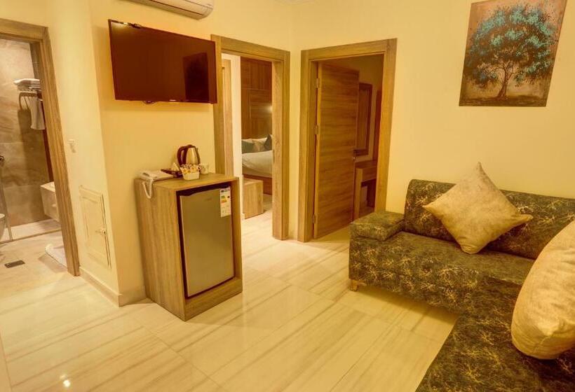 سوییت خانوادگی, Turquoise