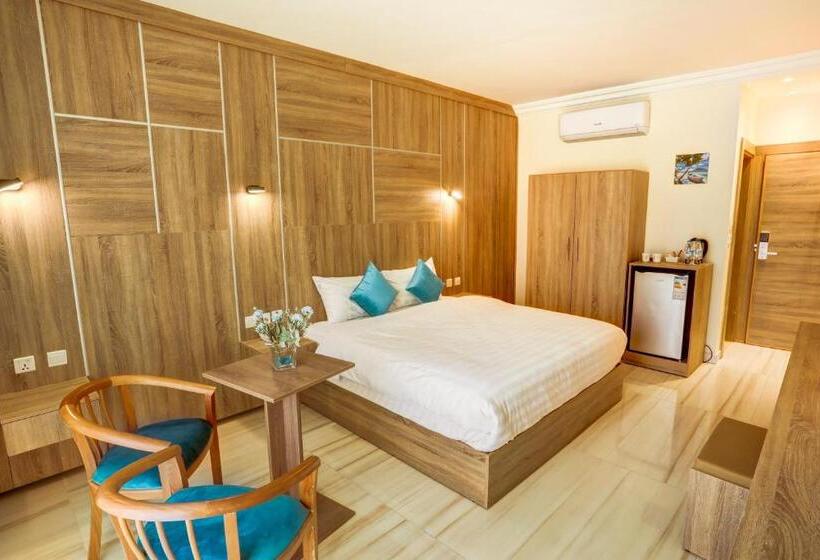 اتاق لوکس با چشم‌انداز دریا, Turquoise