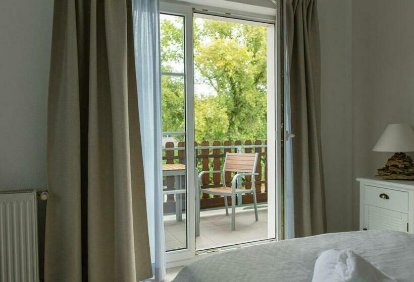 اتاق استاندارد با بالکن, Pension Zur Regatta