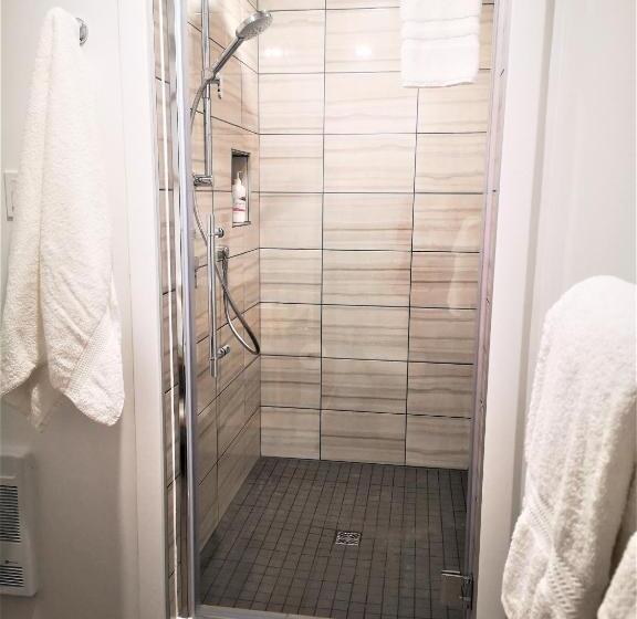 غرفة قياسية مزوَّدة بشُرفة, Au Cachalot Caché Le Gîte Hôtel